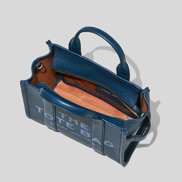 MARC JACOBS The Leather Small Tote – Blue Sea - Picture 4 of 10